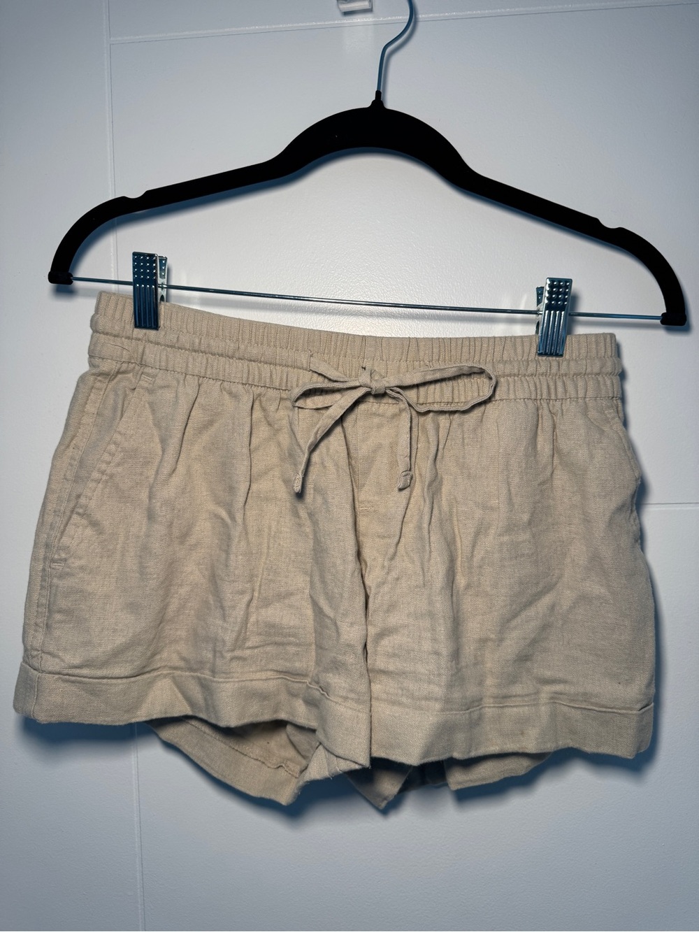 Old Navy Beige Drawstring Linen-Blend Women's Athletic Shorts